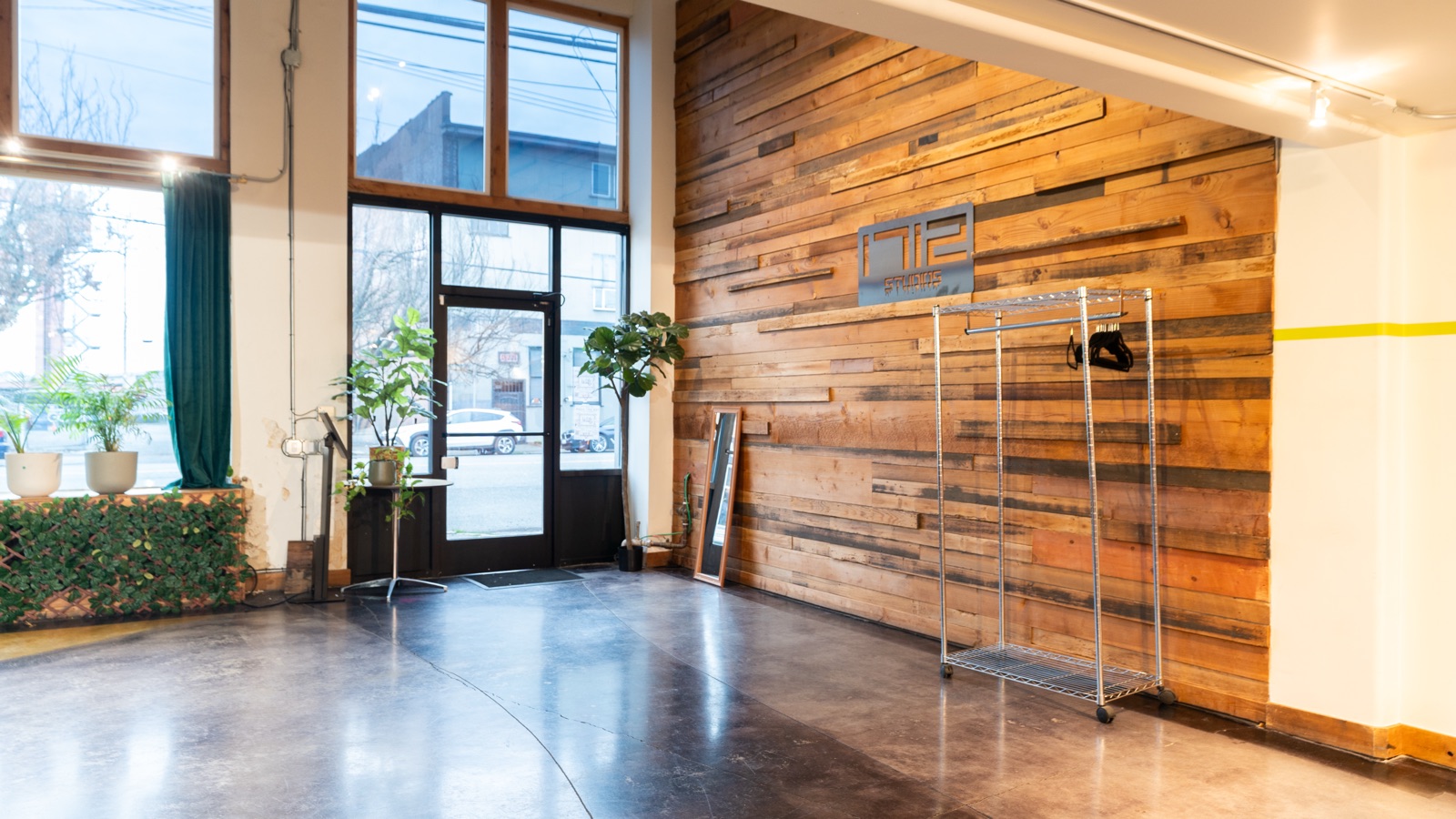 1712 Studios front area